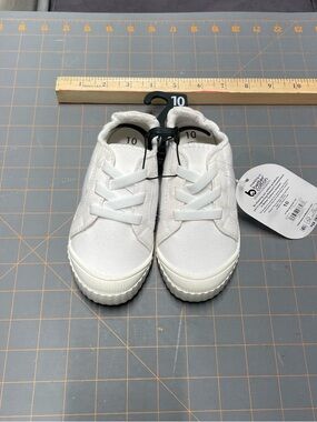 wonder nation White Kids Canvas Lace-Up Sneakers